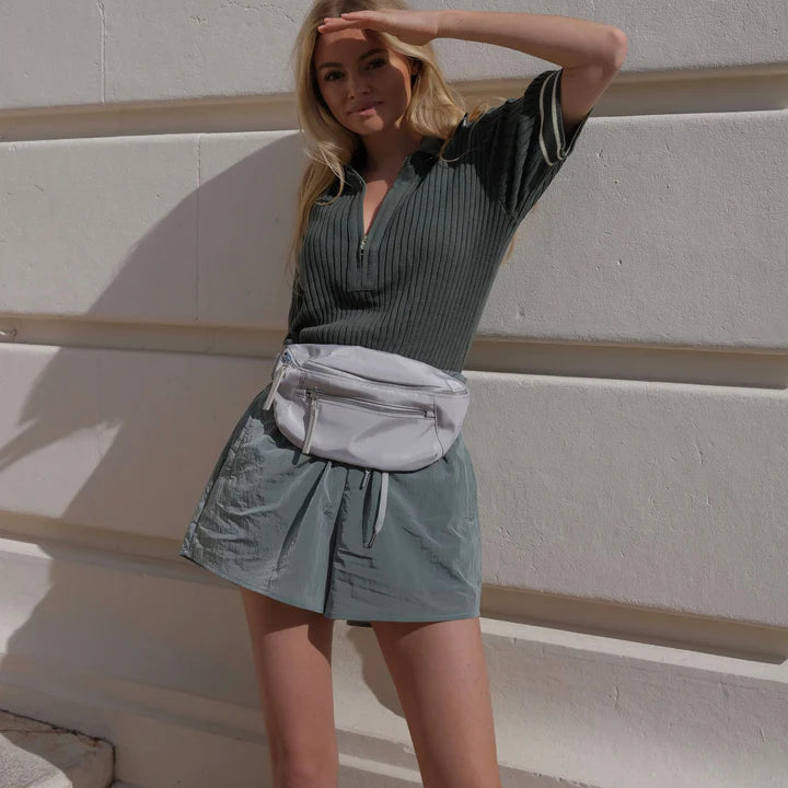 Lasson Belt Bag in Sage Grey